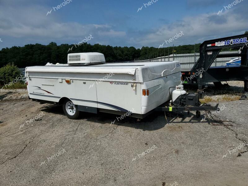 FLEE CAMPER 2005 white   4CE691G1857273975 photo #1