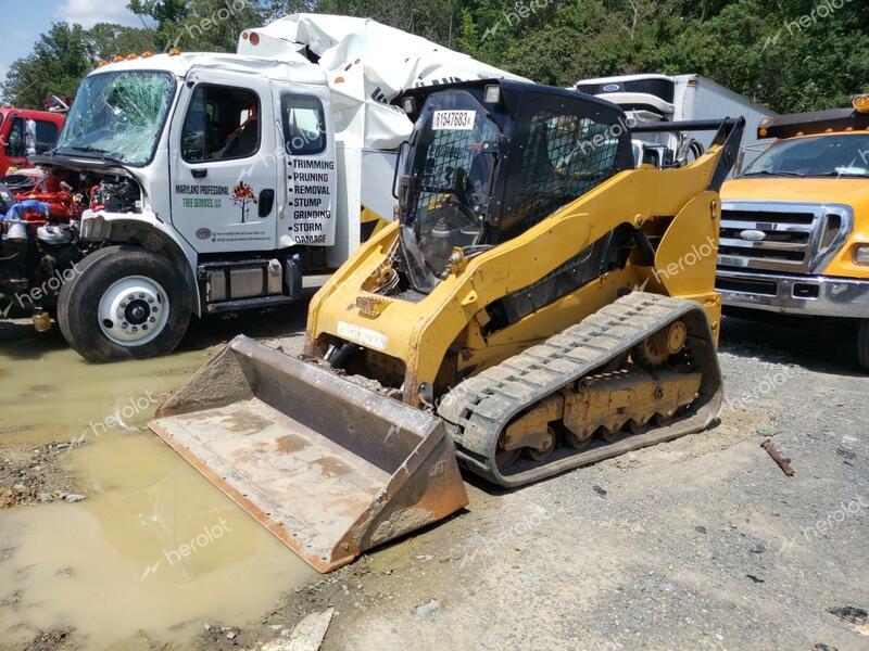 CATERPILLAR SKIDSTEER 2011 yellow   JMP02902 photo #3