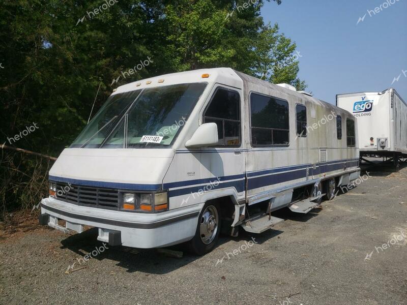 GMC MOTOR HOME 1987 white motorize gas 1GDKP37W3H3501745 photo #3