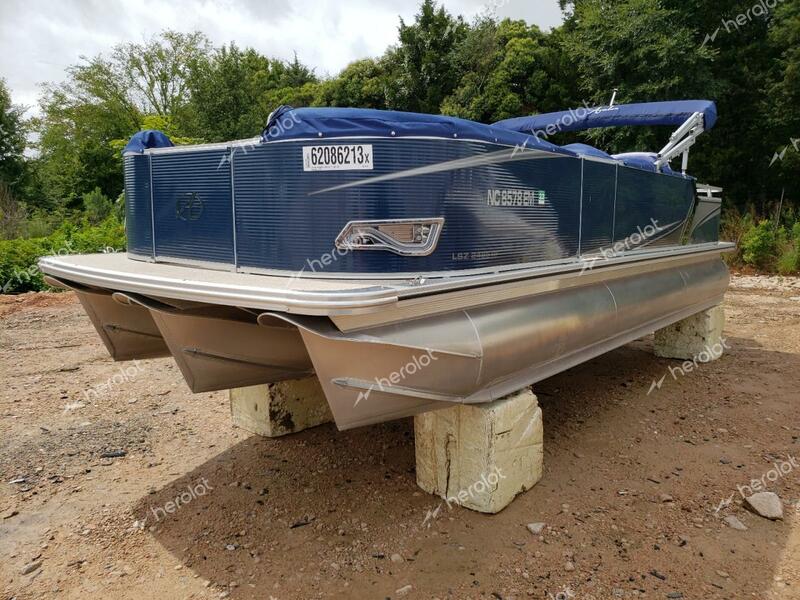 AVA BOAT 2019 blue   DVN94136K819 photo #3