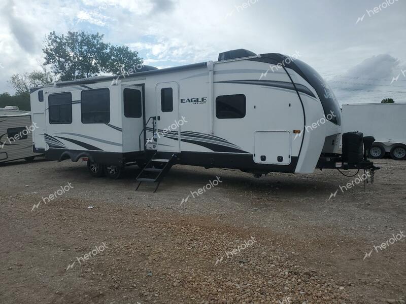 JAYCO TRAVEL TRL 2022 white   1UJBJ0BU5N1C70366 photo #1