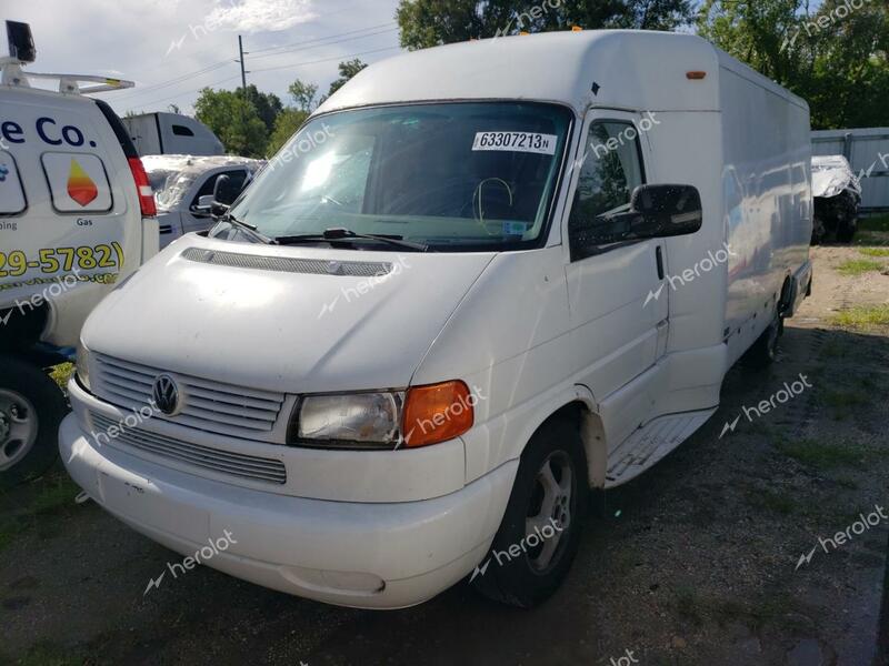 VOLKSWAGEN EUROVAN 2003 white  gas WV3AB47053H001966 photo #3