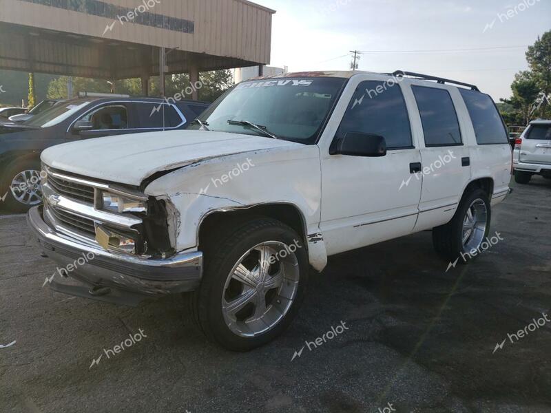 CHEVROLET TAHOE K150 1997 white  gas 1GNEK13R6VJ418409 photo #1