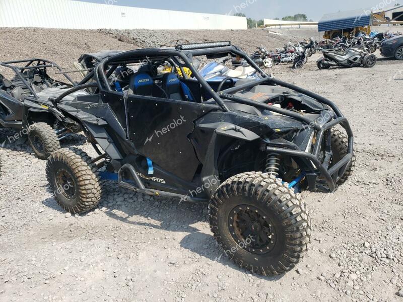 POLA RZR 2022 black   3NSNAU994NF351955 photo #1