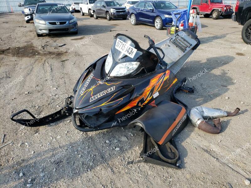 ARTC SNOWMOBILE 2006 black   4UF06SNWX6T118595 photo #3