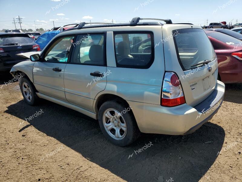 SUBARU FORESTER 2 2006 gold  gas JF1SG63606H758380 photo #3