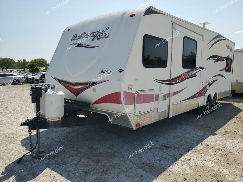 CRUS 5THWHEEL 2011 white   5RXTA2721B1021186 photo #3