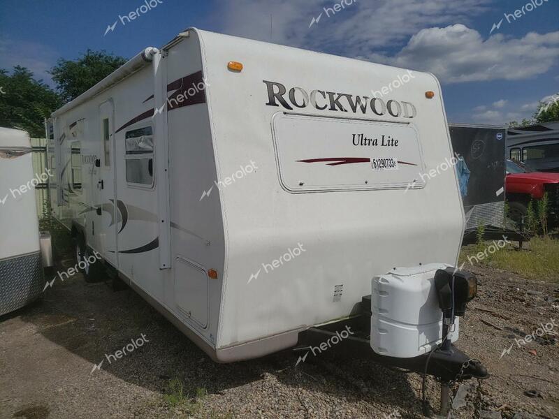 ROCK TRAILER 2010 white   4X4TRLC2XAD104887 photo #1