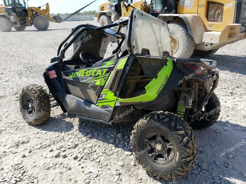 ARCTIC CAT WLDCAT 2017 green   4UF17MPV1HT305826 photo #4