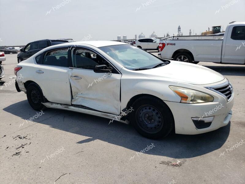 NISSAN ALTIMA 2.5 2014 white  gas 1N4AL3AP6EN352962 photo #1