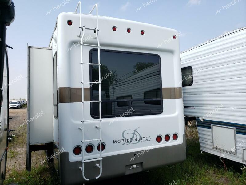 OTHR RV 2005 white   5KEFA362X51002178 photo #4