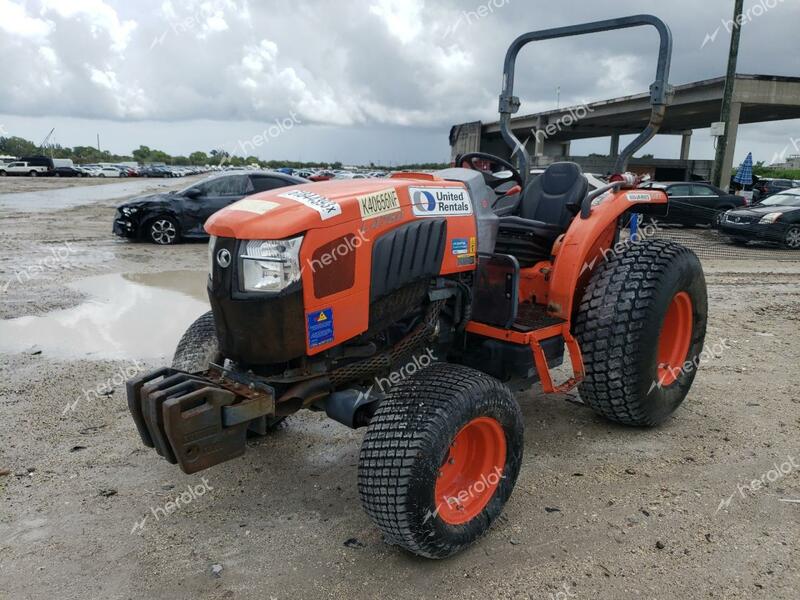 KUTA TRACTOR 2016 orange   L4760D40656 photo #3