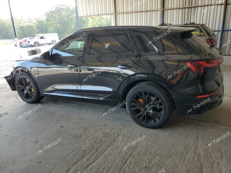 AUDI E-TRON CHR 2022 black  electric WA1VABGE5NB019794 photo #3