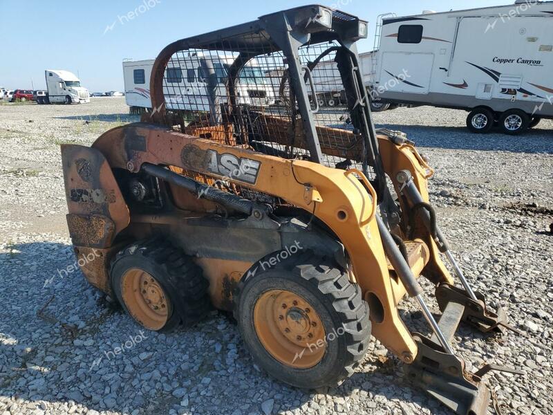 CASE SKID STEER 2016 yellow   64006283 photo #1