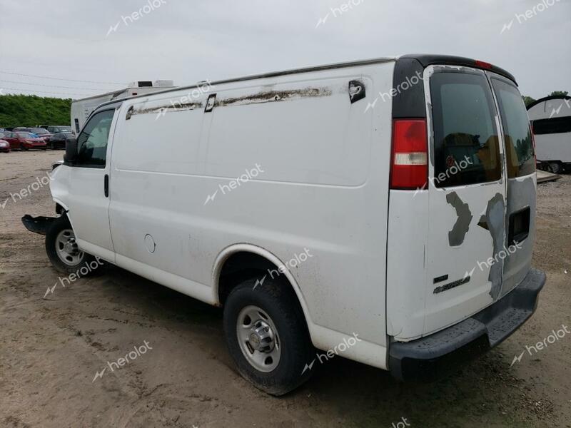 CHEVROLET G3500 EXPR 2010 white  flexible fuel 1GCZGFAA8A1117110 photo #3