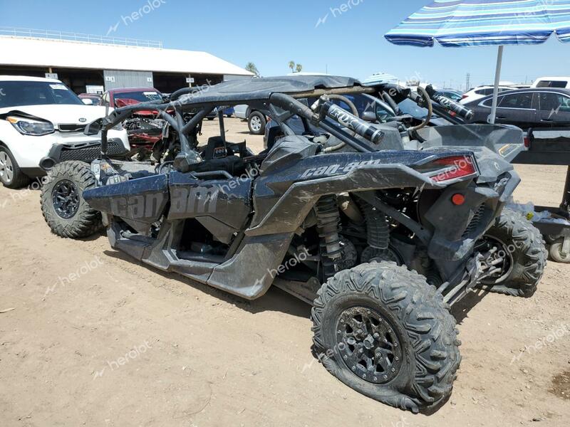 CAN-AM MAVERICK X 2019 black  gas 3JBVNAW49KK003131 photo #4