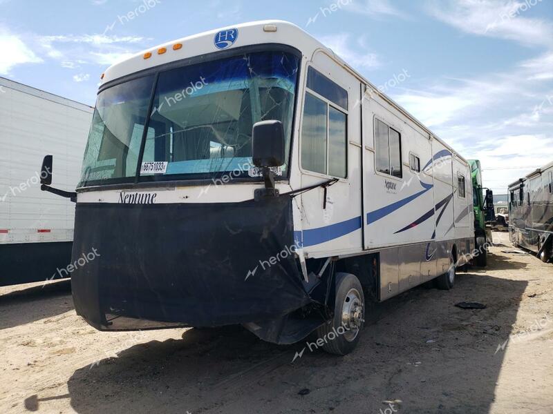 HOLR MOTORHOME 2002 white motorize diesel 1RF51346X21021107 photo #3