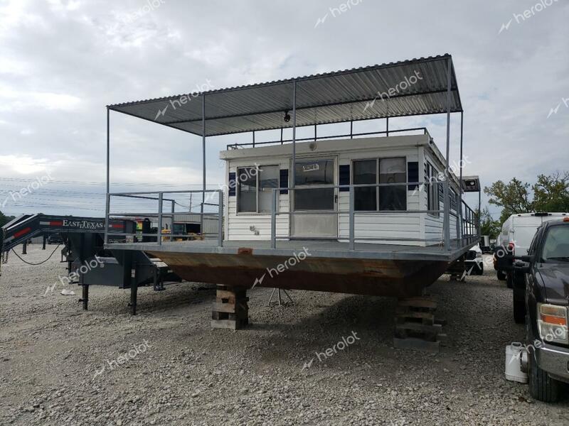 BOAT HOUSE BOAT 1985 white   KYZ06562F818 photo #1