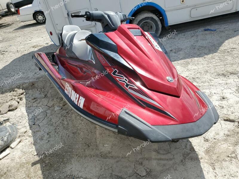 YAMAHA WAVERUNNE 2019 red   YAMA4199E919 photo #4