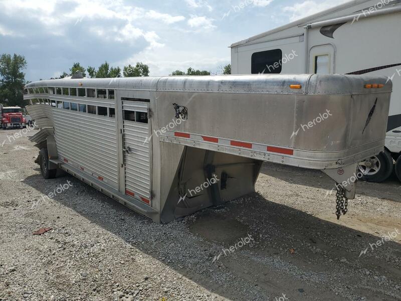 FEATHERLITE MFG INC HORSE TRAI 2005 silver   4FGB224204C068615 photo #1