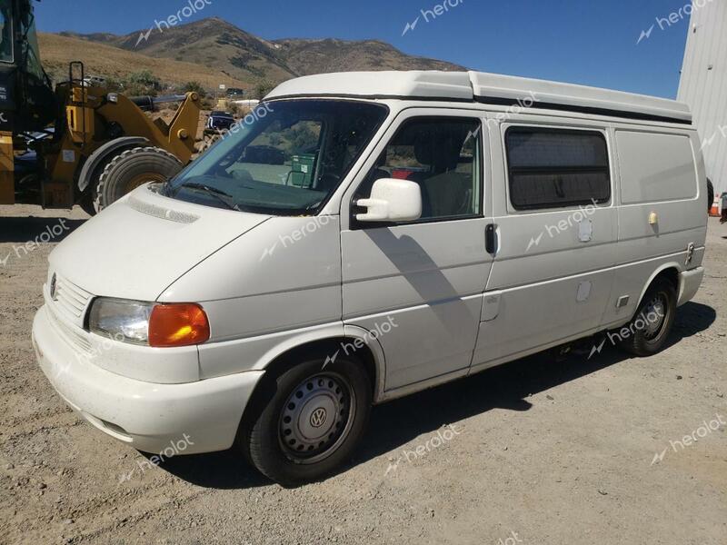 VOLKSWAGEN EUROVAN CA 2001 white  gas WV2EB470X1H099976 photo #3