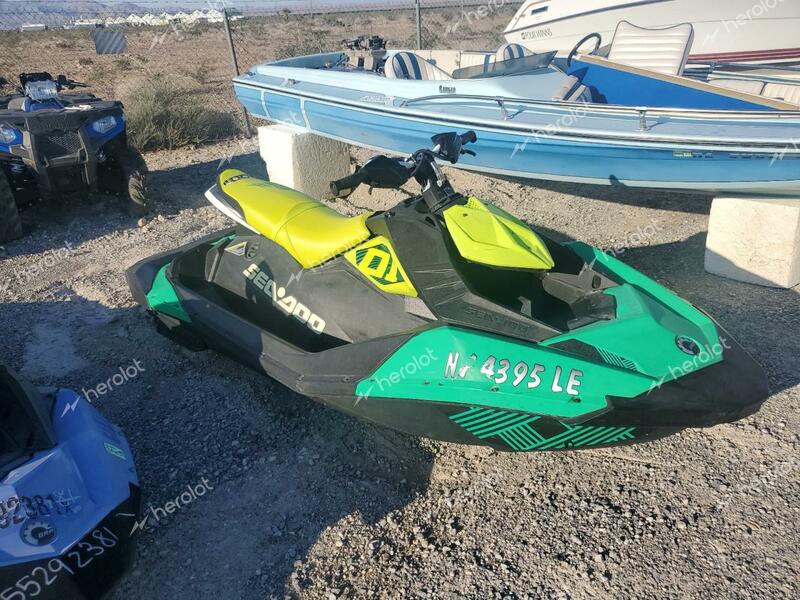 BRP SEADOO 2020 green   YDV14288I920 photo #1