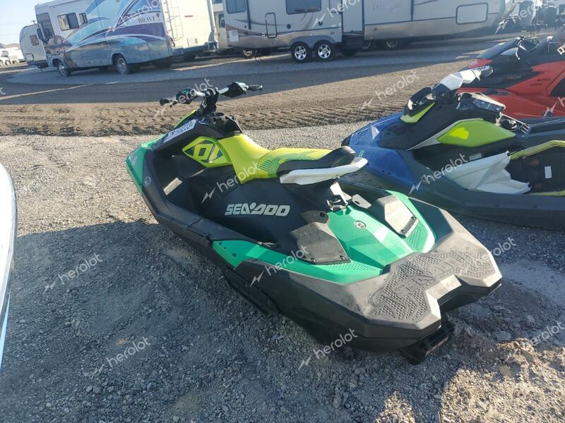 BRP SEADOO 2020 green   YDV14288I920 photo #4