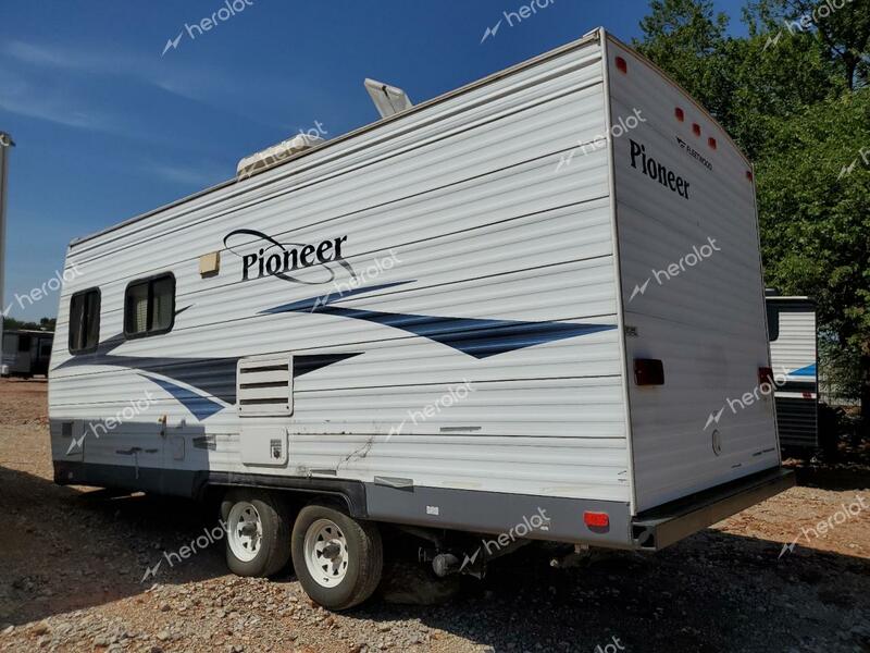 FLEETWOOD PIONEER 2006 white   1EB1C182964013935 photo #4