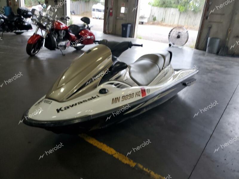 KAWASAKI STX 15F 2010 white   KAW20667L910 photo #3