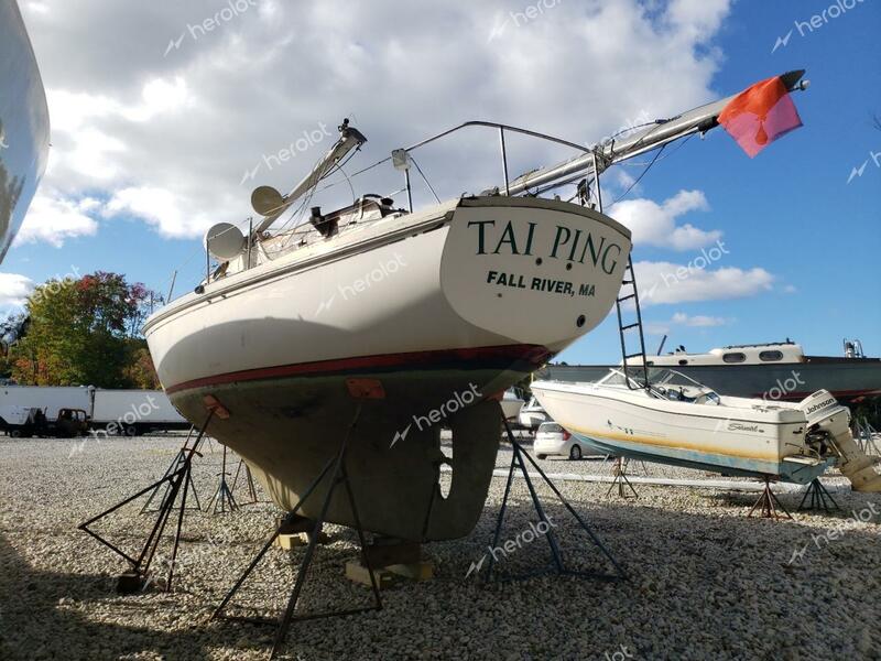 CHRI BOAT 1975 white   585386 photo #4