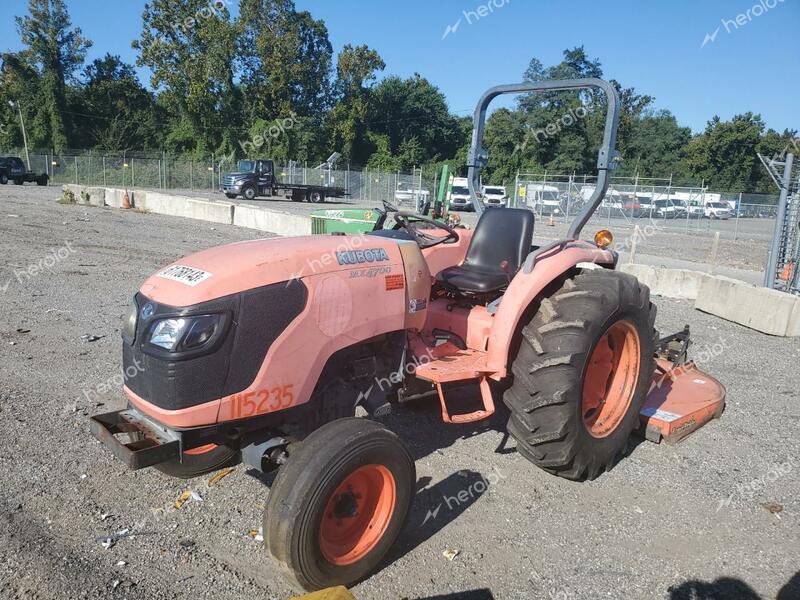 KUTA TRACTOR 2011 orange   MX4700F10989 photo #3