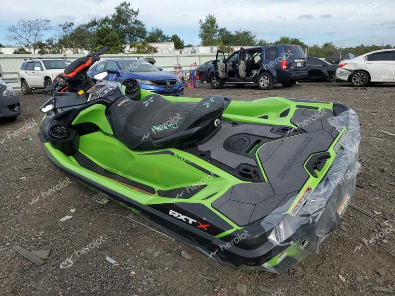 OTHR SEADOO 2020 green   YDV35389A020 photo #4