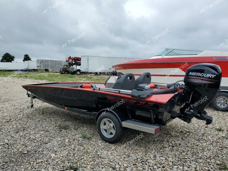 BLAZ BOAT W/TRL 2018 two tone   CJT15347B818 photo #4