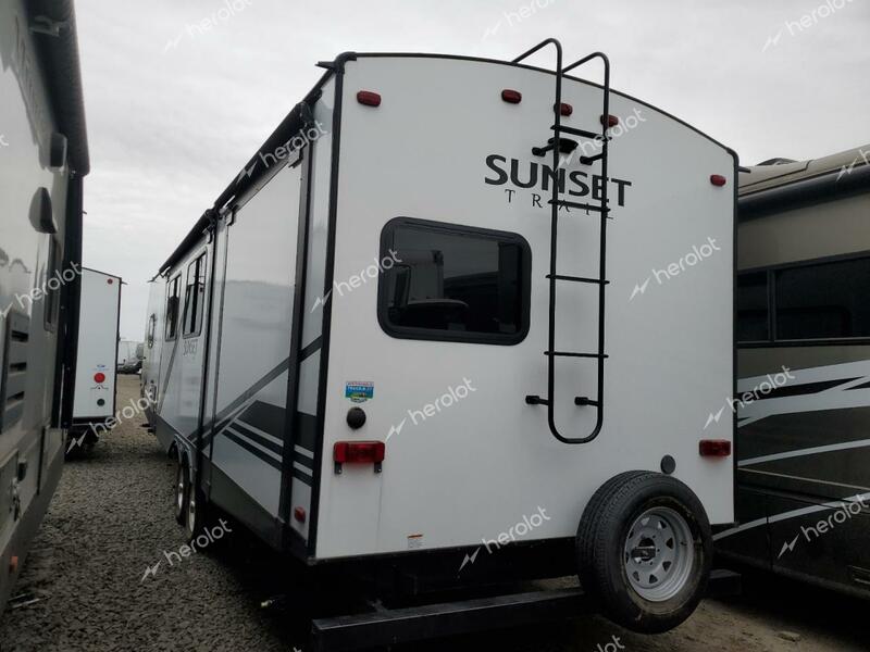 SUNS TRAILER 2019 white   4YDT33123K5351591 photo #4