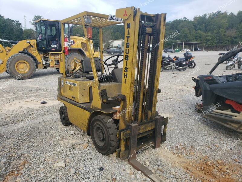 MITSUBISHI FORKLIFT 2000 yellow  propane F250170 photo #1