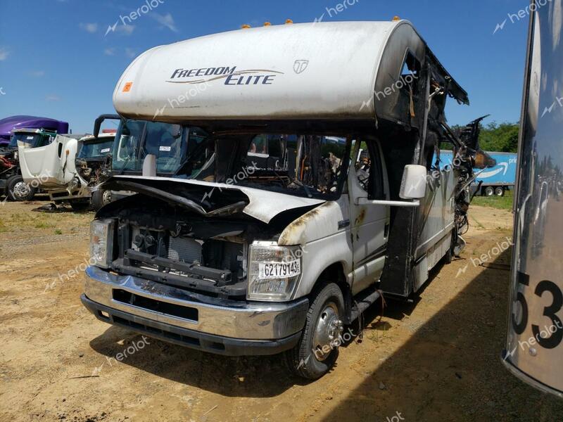 FORD E450 RV 2014 white  gas 1FDXE4FS7DDB26995 photo #3