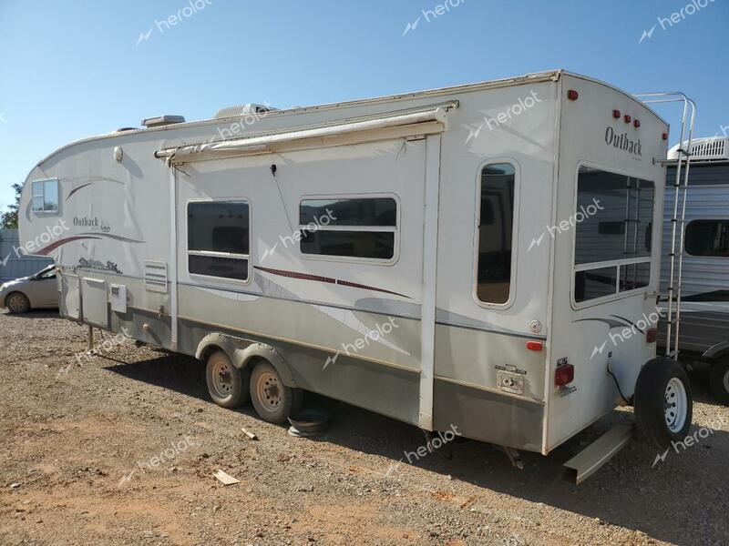 OUTB TRAILER 2007 white   4YDF32F267S631174 photo #4