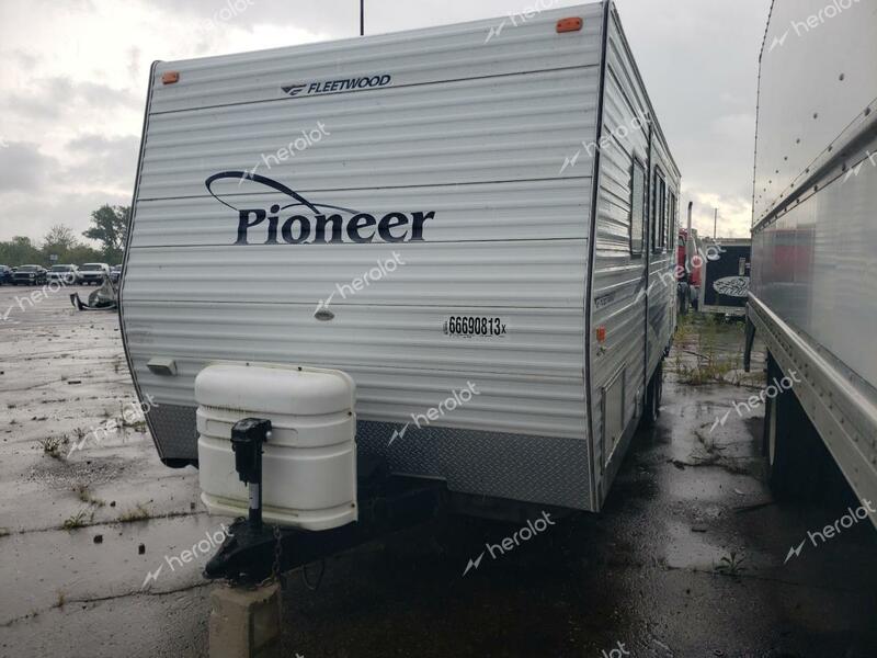 FLEETWOOD PIONEER 2006 white   1EB1C272866011654 photo #3