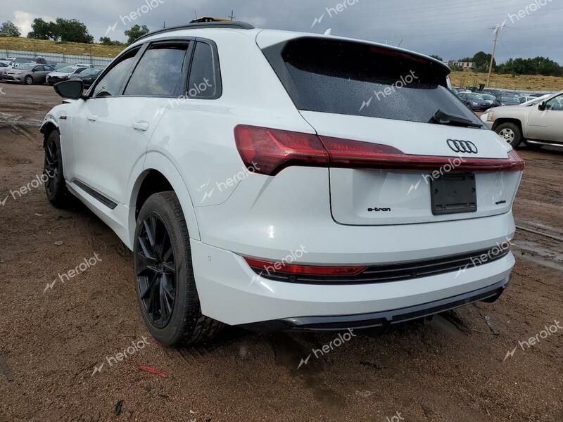 AUDI E-TRON CHR 2023 white  electric WA1VABGE3PB011907 photo #3