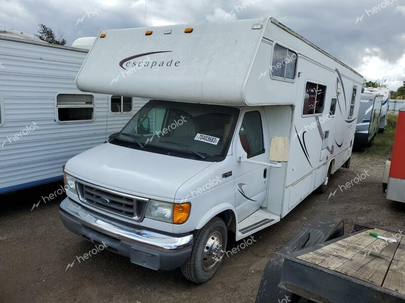 JAYC TRLR COACH 2005 white  gas 1FDXE45S44HB15933 photo #3