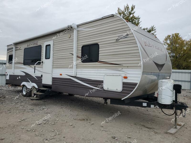 WILDWOOD SHASTA 2018 two tone   5ZT2SHUB8JE010274 photo #1