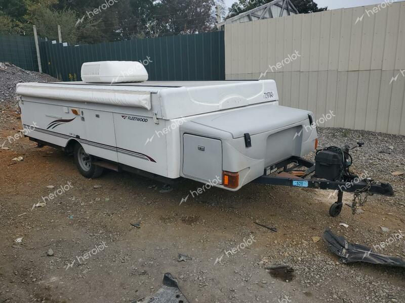 FLEE CAMPER 2006 white   4CE681H1967285846 photo #1