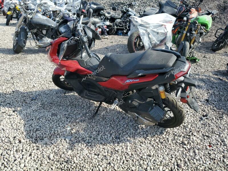 HONDA ADV150 A 2022 red  gas MLHKF3859N5101442 photo #4