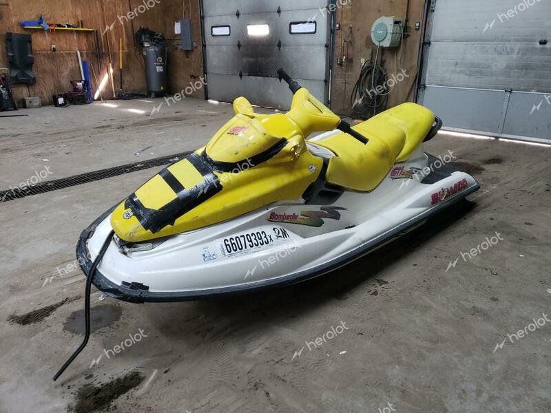 BOMBARDIER JETSKI 1997 white   ZZNA9024B797 photo #3