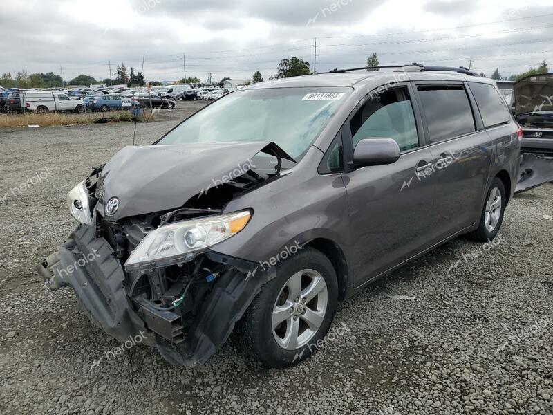 Toyota Sienna 2012