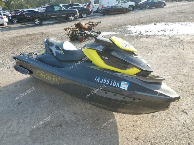 BOMBARDIER JETSKI 2012 two tone   YDV08907C212 photo #1