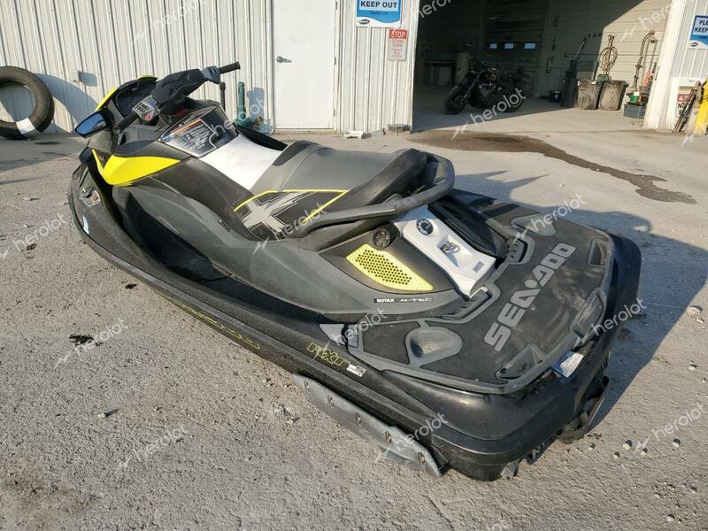 BOMBARDIER JETSKI 2012 two tone   YDV08907C212 photo #4