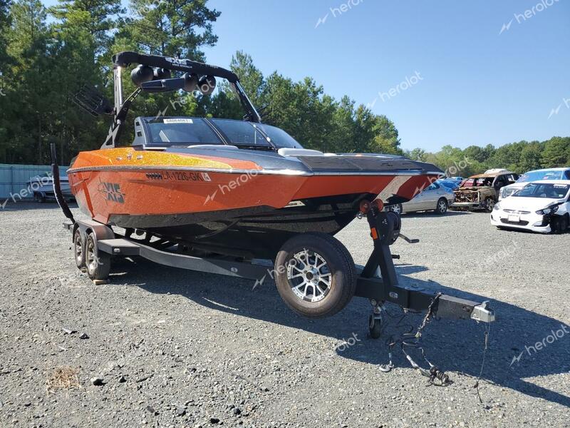 MALI BOAT&TRLR 2019 orange   AWRA2316C919 photo #1