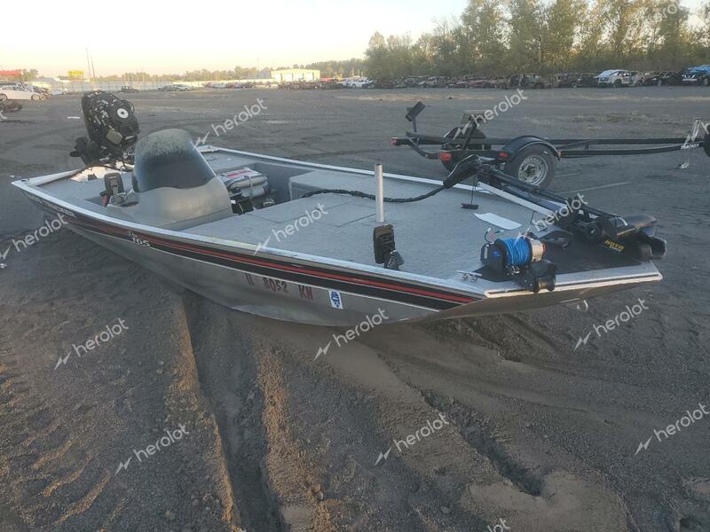 TRAC BOAT ONLY 2013 black   BUJ04481G213 photo #1