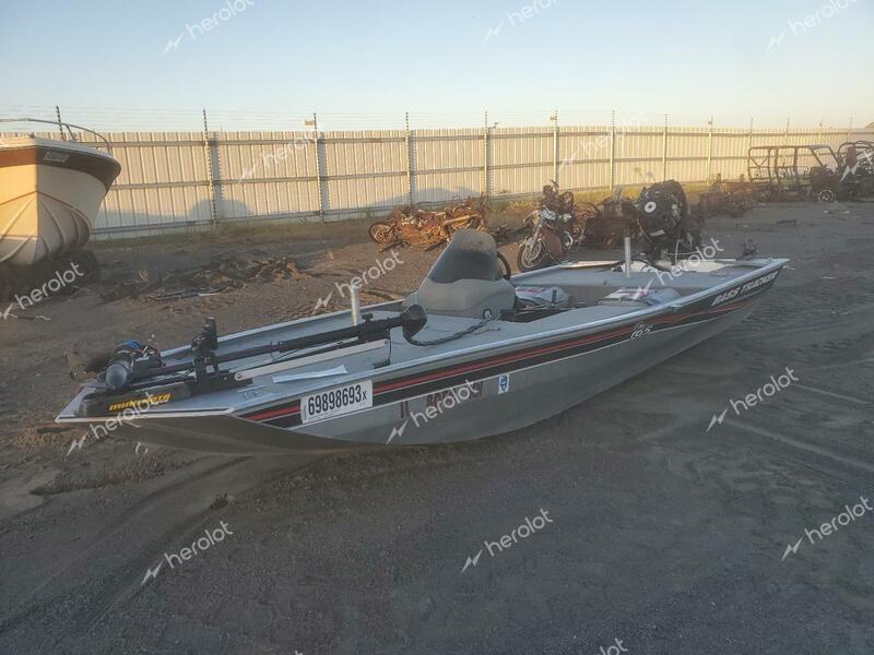 TRAC BOAT ONLY 2013 black   BUJ04481G213 photo #3